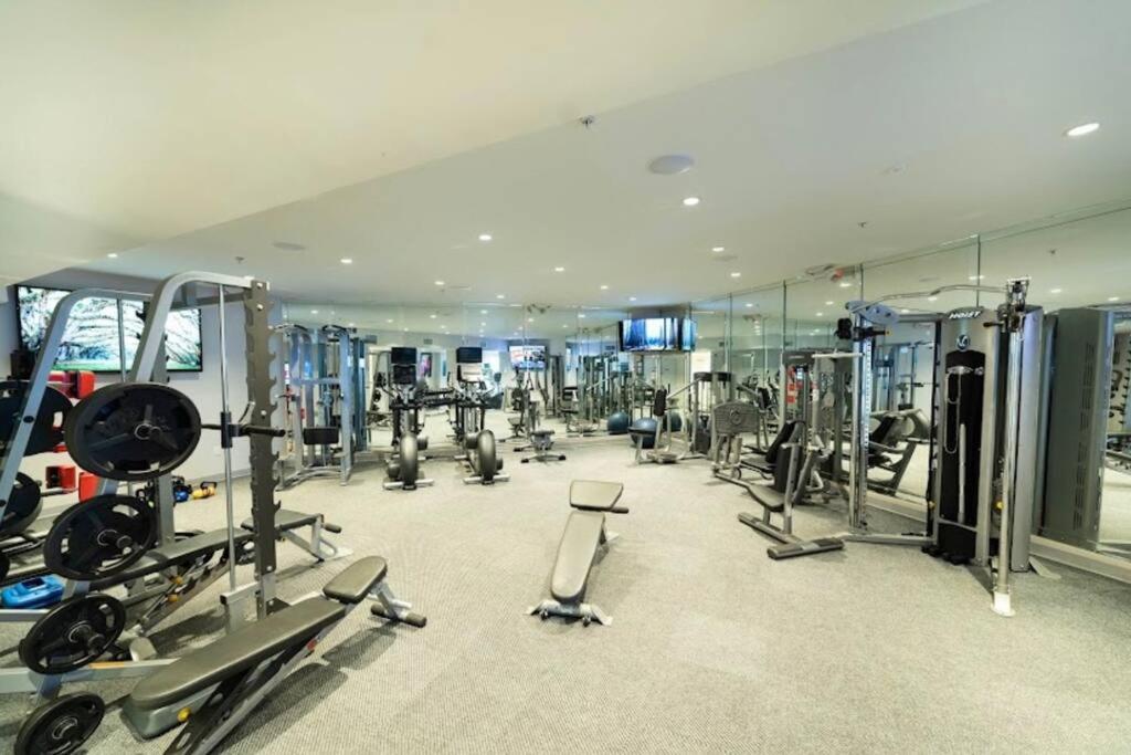 Your Warm Spacious Unit With Pool - Medical Center Хюстън Екстериор снимка